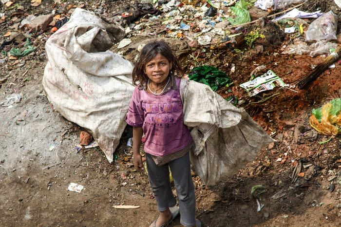 Müllsammlerin in Indien (Foto: Kindernothilfe)