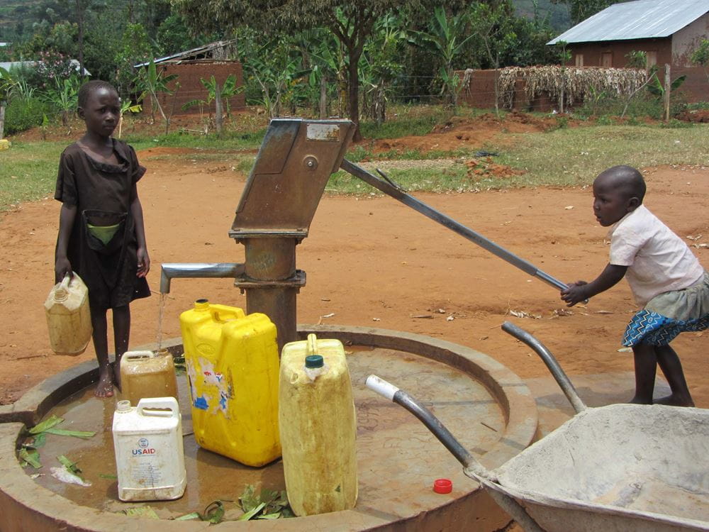 Kinder in Uganda (Foto: Andreas Wagner) Kinder in Uganda (Foto: Andreas Wagner)