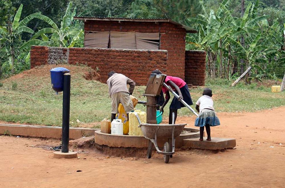 Kinder in Uganda (Foto: Andreas Wagner) Kinder in Uganda (Foto: Andreas Wagner)
