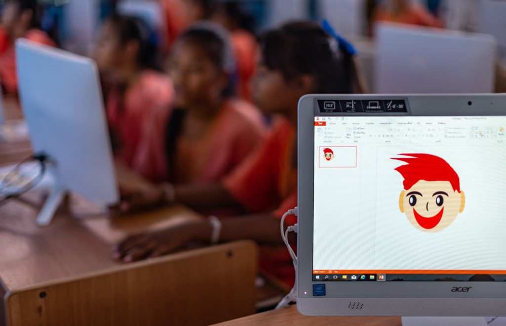 Computerklasse (Foto: Jakob Studnar) Computerklasse (Foto: Jakob Studnar)