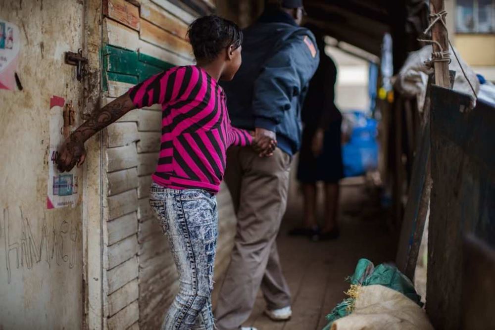 Mädchen in Kenia (Foto: Lars Heidrich) Mädchen in Kenia (Foto: Lars Heidrich)