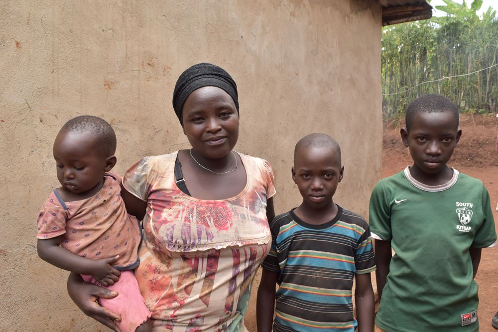 Die Familien bekommen im Projekt die Unterstützung, um sich langfristig versorgen zu können (Foto: Kindernothilfe) Die Familien bekommen im Projekt die Unterstützung, um sich langfristig versorgen zu können (Foto: Kindernothilfe)