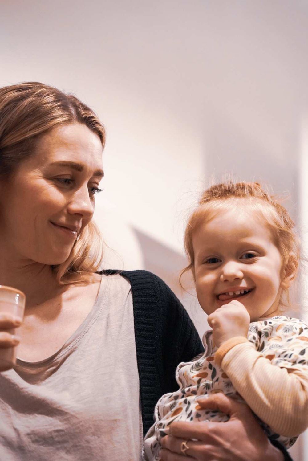 Lisa und ihre Tochter (Foto: Harry Steiner, Maktub Yoga) Lisa und ihre Tochter (Foto: Harry Steiner, Maktub Yoga)
