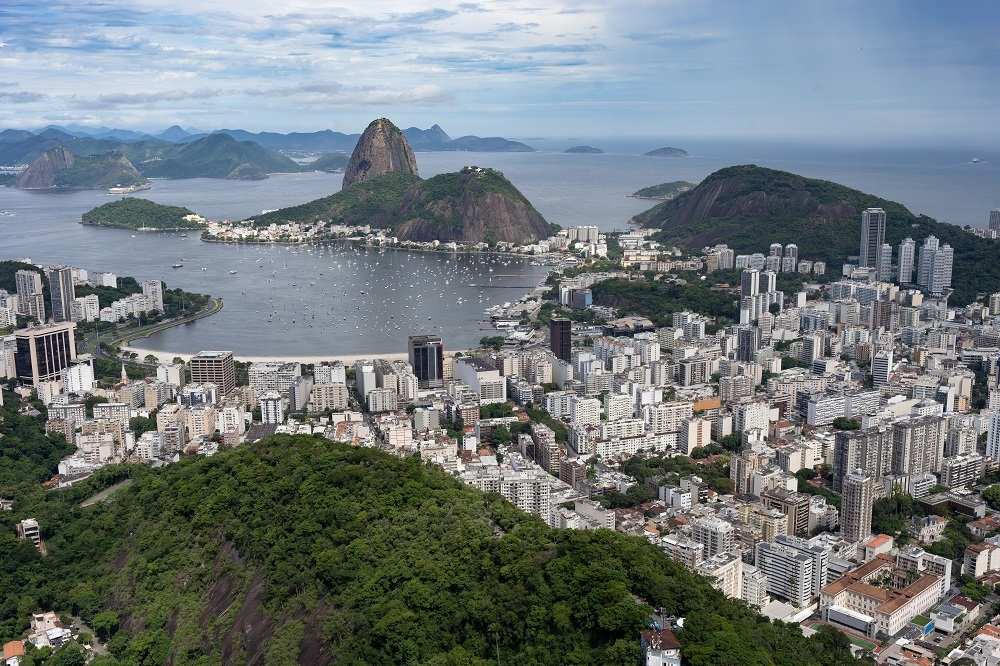 Blick über Rio und die Bucht mit dem Zuckerhut (Quelle: Christian Nusch)