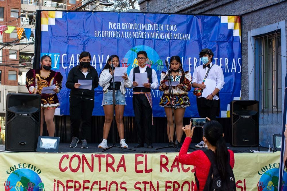 Kindergruppe aus "Colectivo Sin Fronteras" (Foto: Victor Zavaleta Carbajal) Kindergruppe aus "Colectivo Sin Fronteras" (Foto: Victor Zavaleta Carbajal)