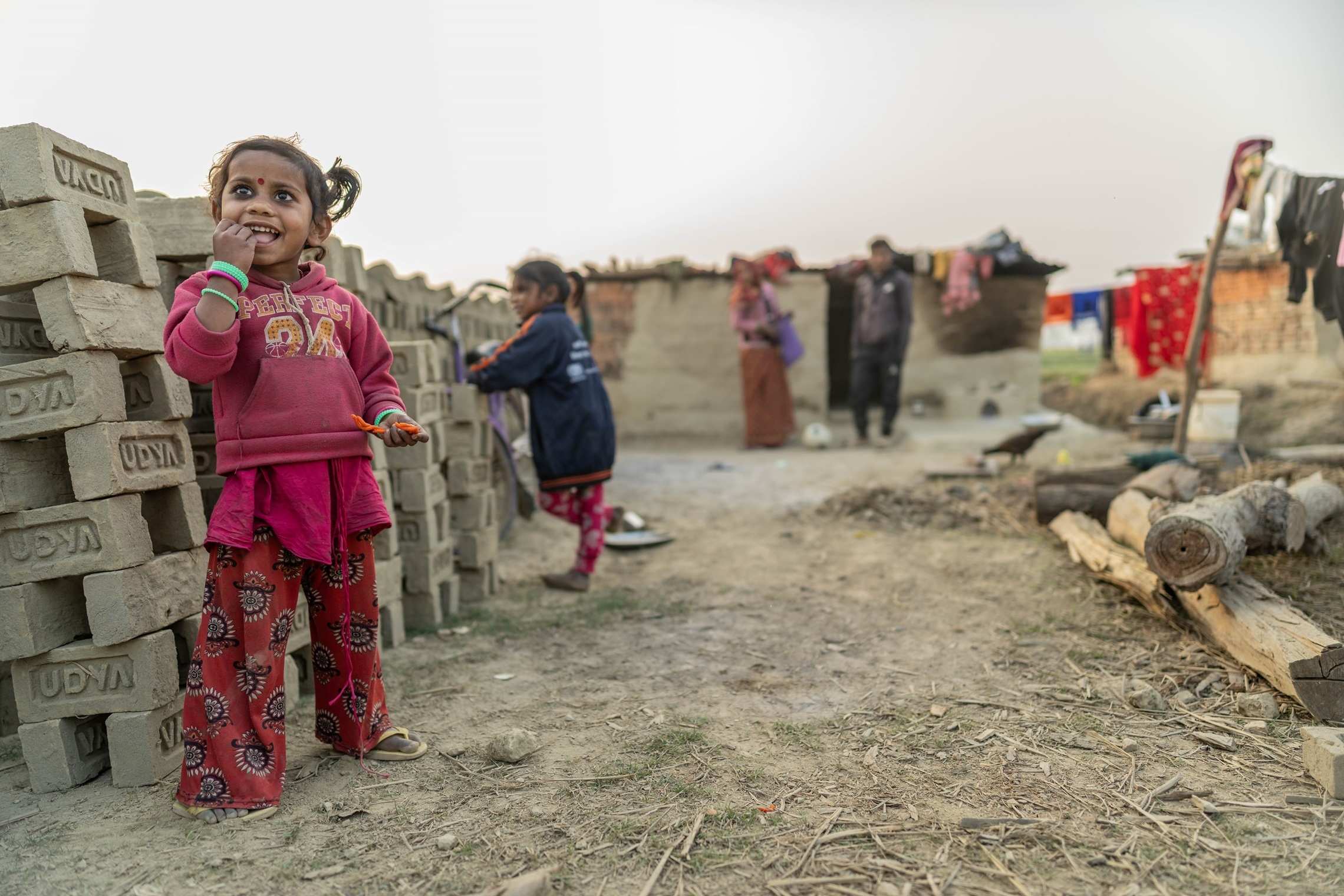 Ziegelei Paltua Brick Factory in Nepal (Foto : Jakob Studnar) Ziegelei Paltua Brick Factory in Nepal (Foto : Jakob Studnar)