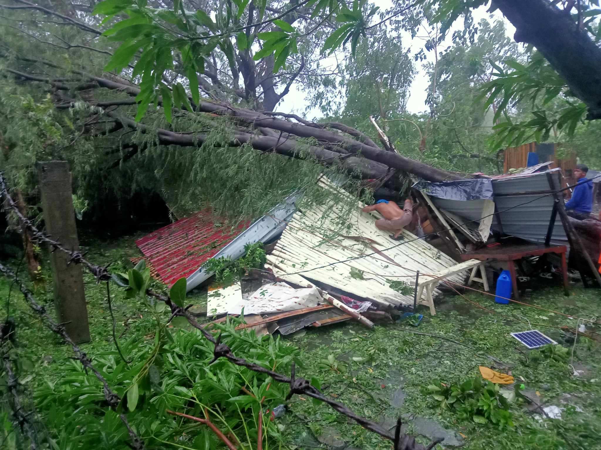 Schäden nach Tropensturm Trami auf den Philippinen (Foto: Kindernothilfepartner)